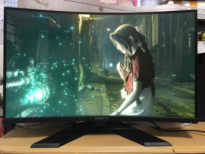 GIGABYTE GAMING G32QC 適合多用途使用, 征戰娛樂、工作皆能稱心如意