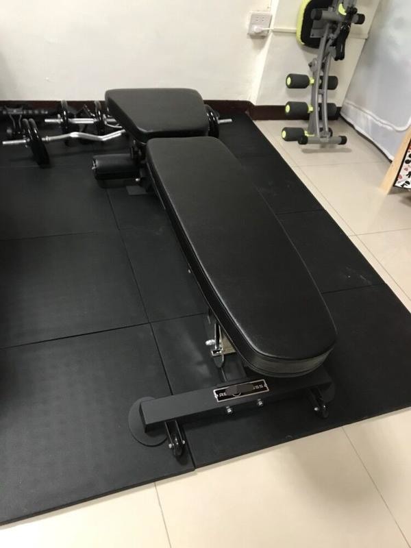 請問REP AB-3000臥推椅(俗稱的REP6000) 可以直立收納嗎?