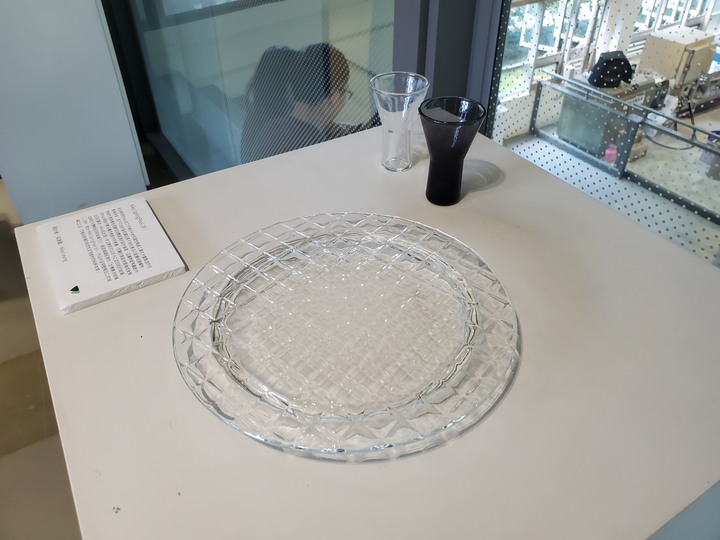 【小惡魔振興劵】「春室Glass Studio+The POOL」玻璃文藝空間/吹吹玻璃/品嚐漂浮氣泡飲