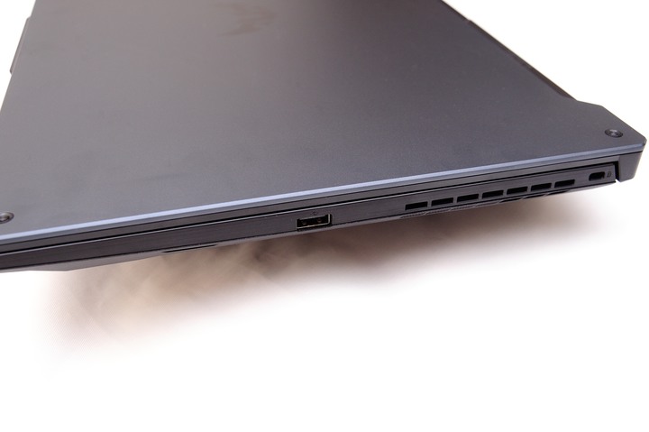 螢幕加大更全能，ASUS TUF Gaming A17 FA706IU 電競筆電開箱測試