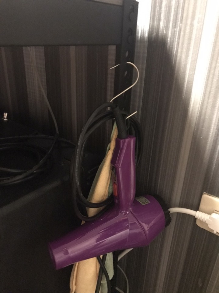 【開箱】安寶角鋼電腦桌