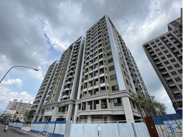 麗寶集團 中福建設 微笑城市 一期建案