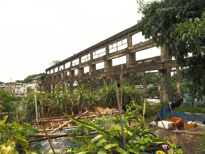 【小惡魔振興券】基隆市 中正區 原住民文化會館｜阿根納原味餐廳｜阿根納造船廠遺構 — 八尺門水道旁的知名打卡景點與小型文物館