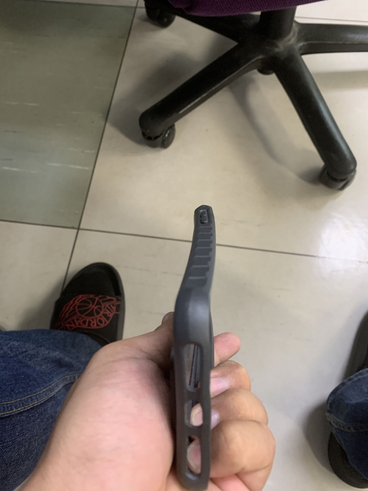 Topeak手機殼變形（原廠已更換新品的）