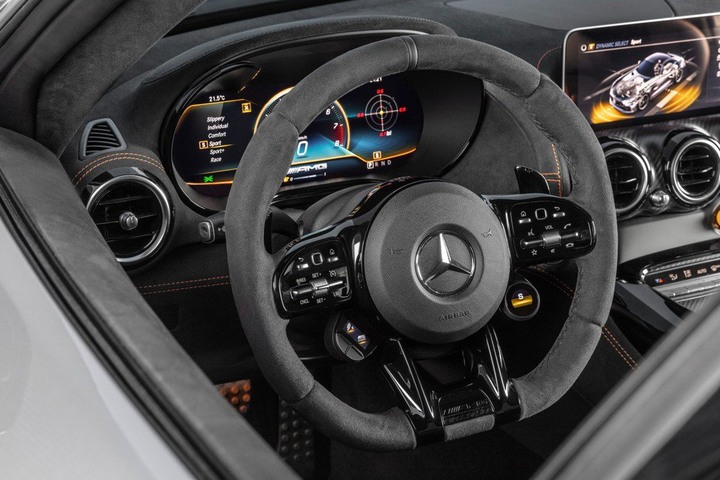 最強賓士誕生！Mercedes-AMG GT Black Series挾730匹馬力吞噬所有道路
