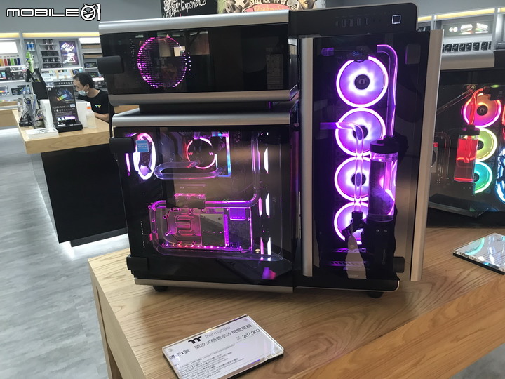 真勇者開箱TT Floe DX RGB 360一體式水冷散熱器