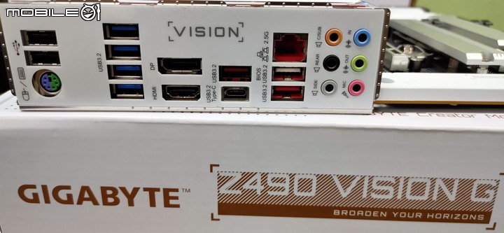 【開箱分享】創作者的首選 Z490 VISION G& intel 10代 &XPG D60G & NZXT E650 & NZXT H510 ELITE