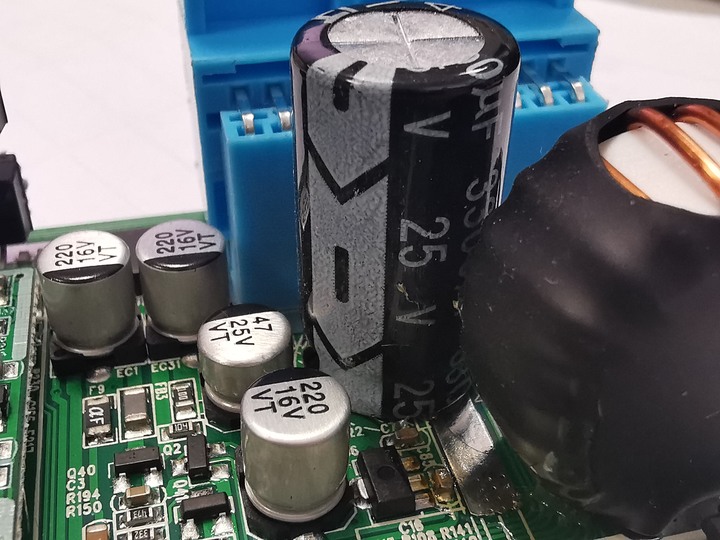 ［改裝文-Part2］Prius 4.5 升級Audison AP6.5 中低音喇叭+DIY拆門飾板圖解及(安卓改機)