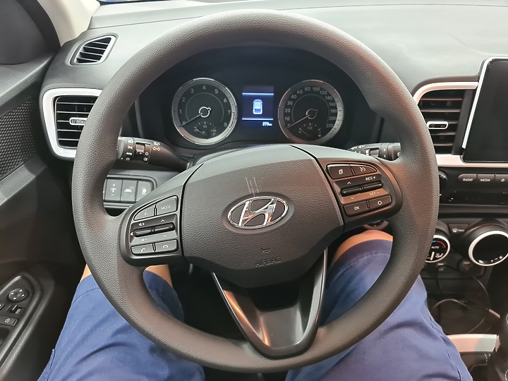 挑戰尺碼迷思!4米都會小休旅新選擇 Hyundai Venue靜態賞車