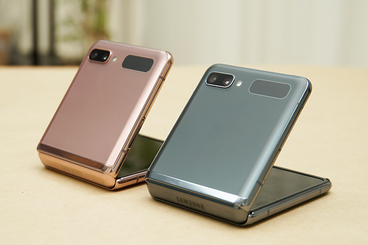 低調霧面裡有強大處理器的 5G Galaxy Z Flip 新色動眼看(新增台灣上市資訊)