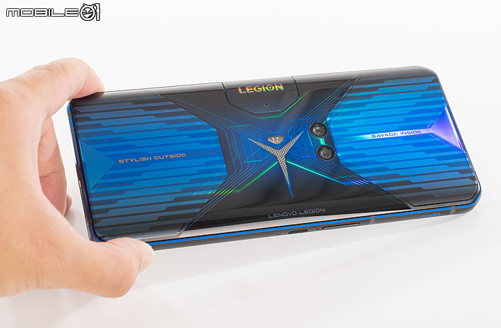 Lenovo Legion Phone Duel開箱速覽 規格同樣到頂、中置設計夠噱頭