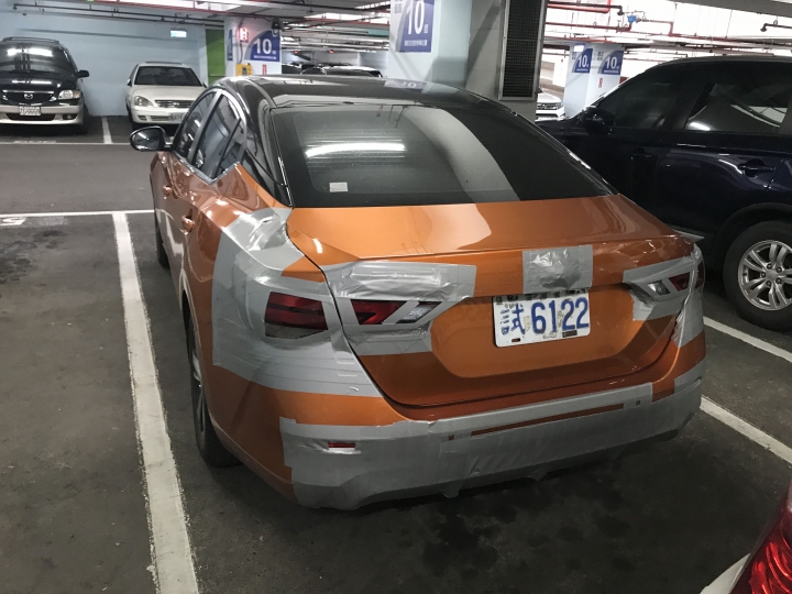 New Sentra輕度偽裝車捕獲