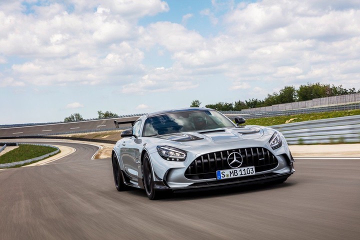 最強賓士誕生！Mercedes-AMG GT Black Series挾730匹馬力吞噬所有道路