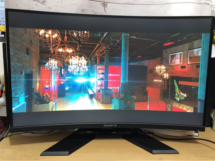 GIGABYTE GAMING G32QC 適合多用途使用, 征戰娛樂、工作皆能稱心如意