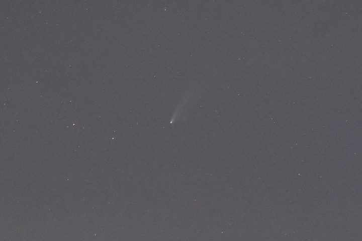 S20 Ultra 捕捉慧星 + Nikon D7200