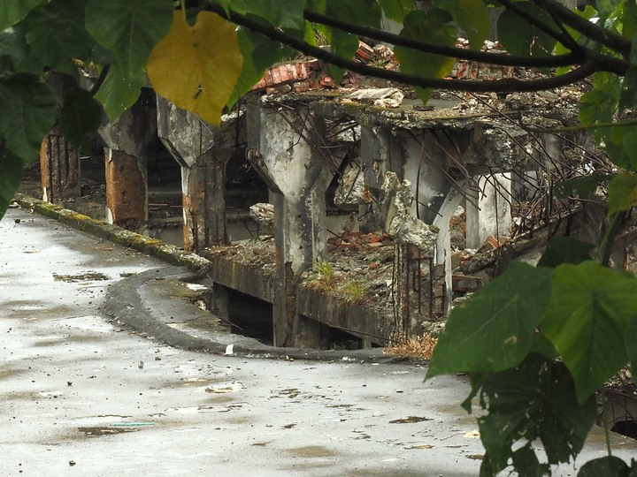 【小惡魔振興券】基隆市 中正區 原住民文化會館｜阿根納原味餐廳｜阿根納造船廠遺構 — 八尺門水道旁的知名打卡景點與小型文物館