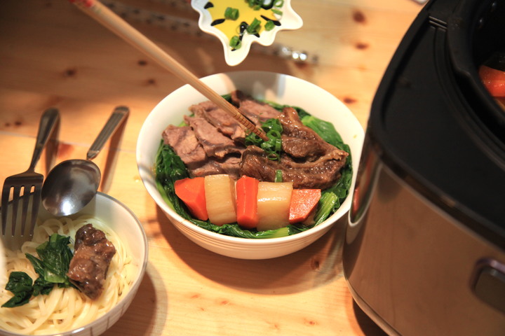 傳說中的廚具-Tefal 法國特福鮮呼吸智能萬用鍋 深度評測