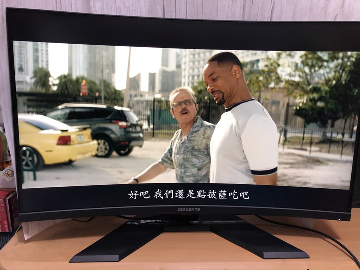 GIGABYTE GAMING G32QC 適合多用途使用, 征戰娛樂、工作皆能稱心如意