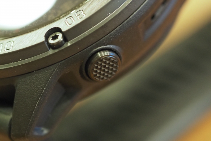 ［簡單開箱］GARMIN TACTIX DELTA SOLAR