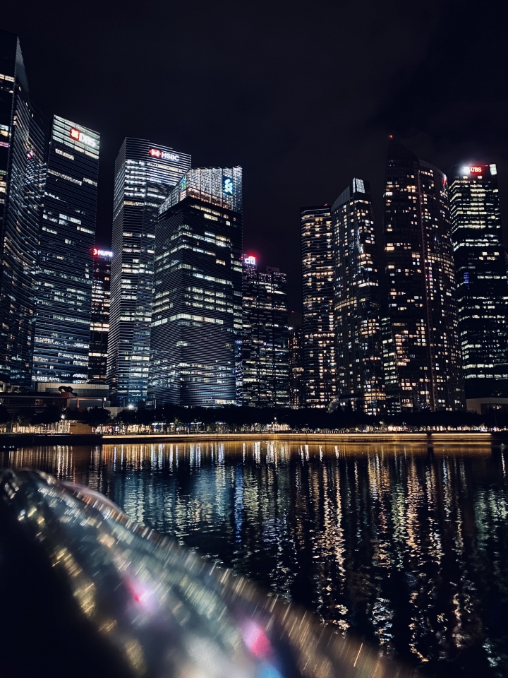 iPhone 11 夜拍新加坡濱海灣