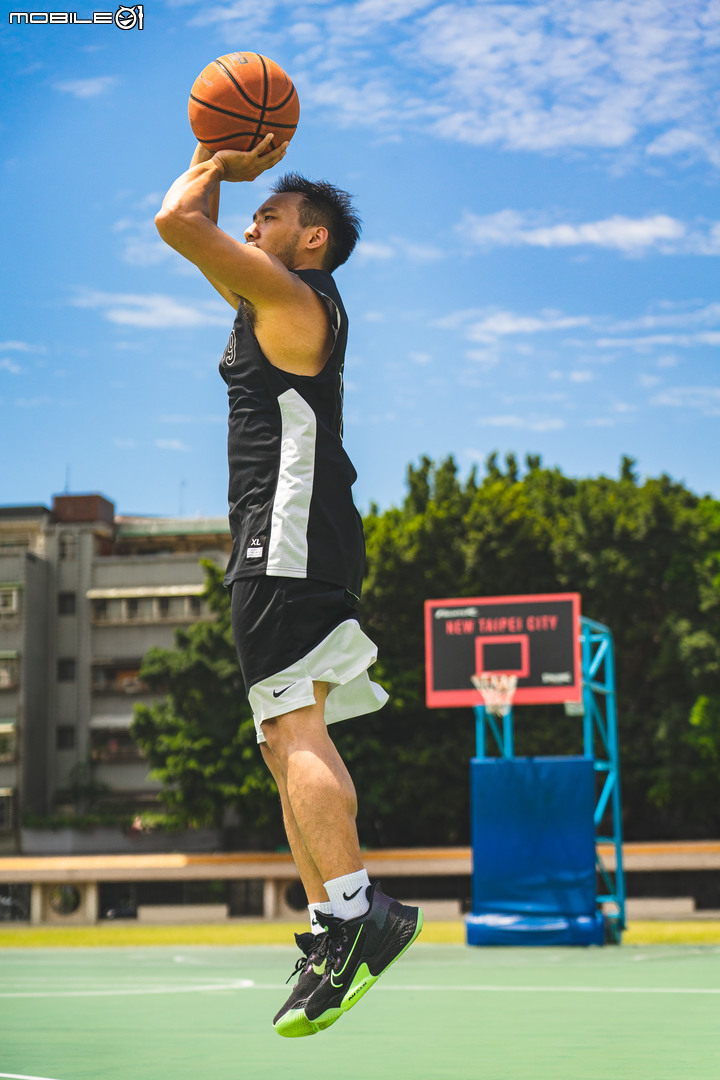 Nike Air Zoom BB NXT 實測分享 3.8公分超厚中底也能擁有絕佳反應性