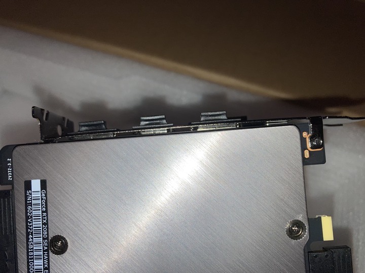微星 RTX 2080 EK 水冷版,你給我翻譯翻譯什麼叫驚喜