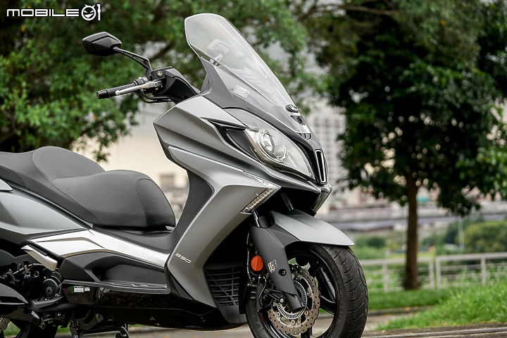 KYMCO Downtown 350 TCS 試駕 安全配備上滿 覺旅更放心