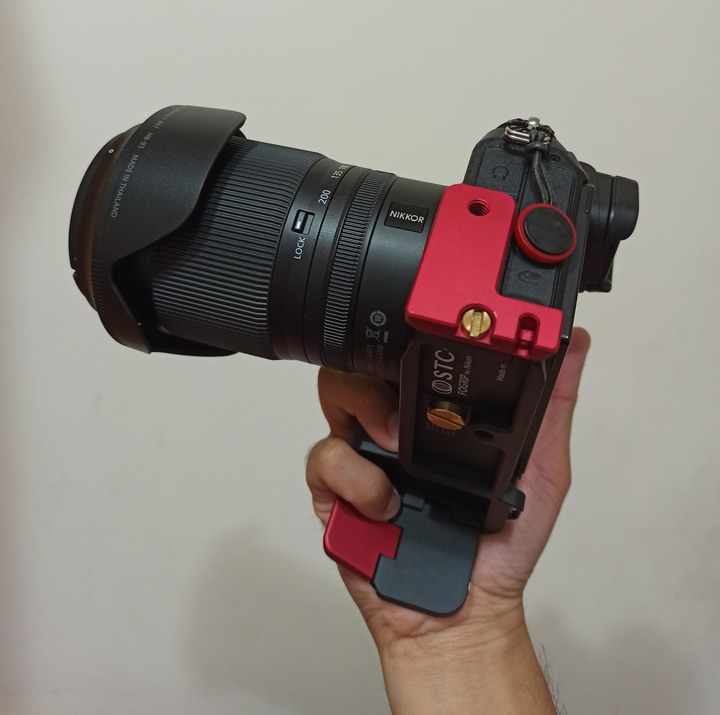 【Z 24200 F/4~F/6.3】一鏡在手，可長可廣，像極了愛情