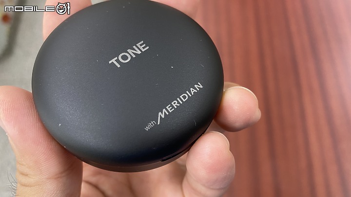 [開箱體驗]~LG TONE Free 是一款音質和消毒兼顧的真無線藍牙耳機