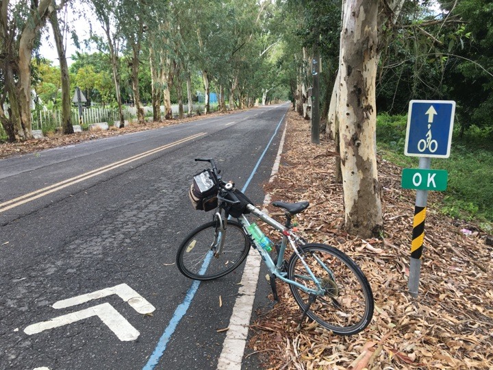 屏 東 萬 金 糖 鐵 自 行 車 道