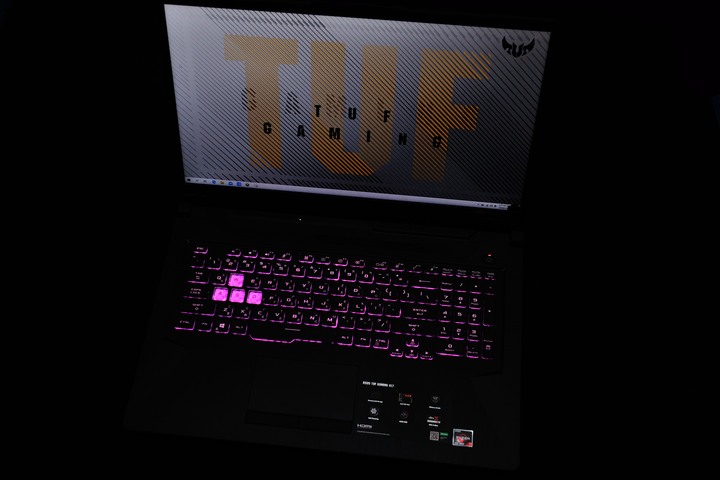 螢幕加大更全能，ASUS TUF Gaming A17 FA706IU 電競筆電開箱測試