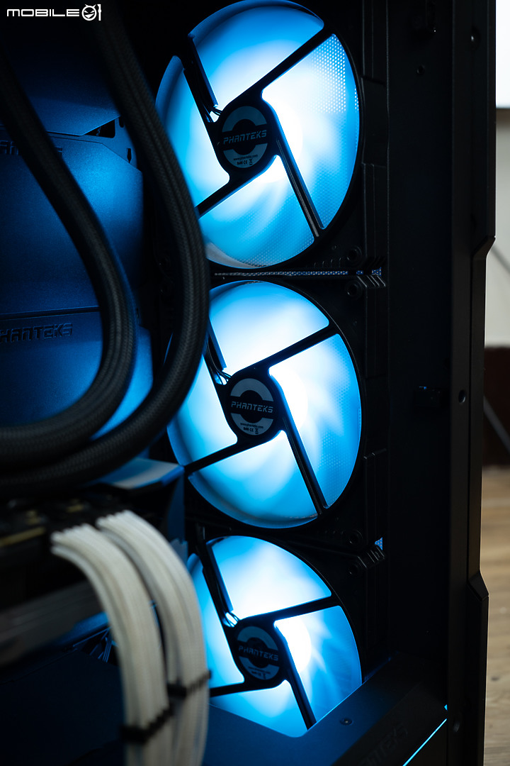 DRGB更吸睛、進氣大增量 Phanteks P500A DRGB