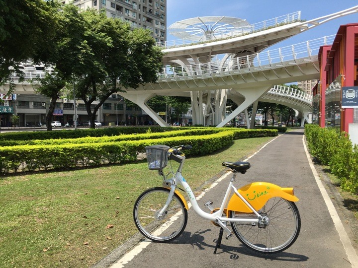 漫遊高雄前鎮,從騎YouBike2.0開始…