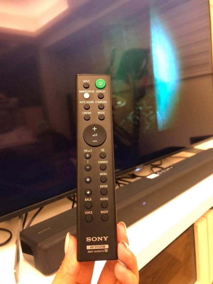 #開箱 Soundbar HT-G700(十坪空間體感)