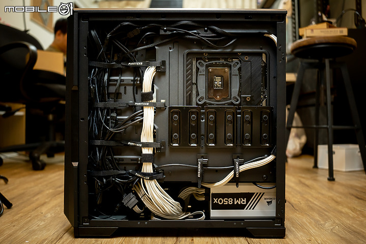 DRGB更吸睛、進氣大增量 Phanteks P500A DRGB