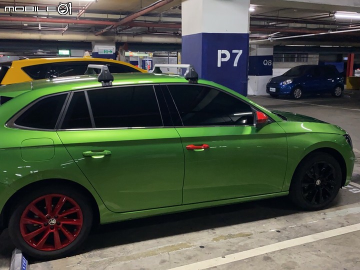 揮別舊愛,踏上綠階梯--Skoda Scala 1.0TSI 開箱!