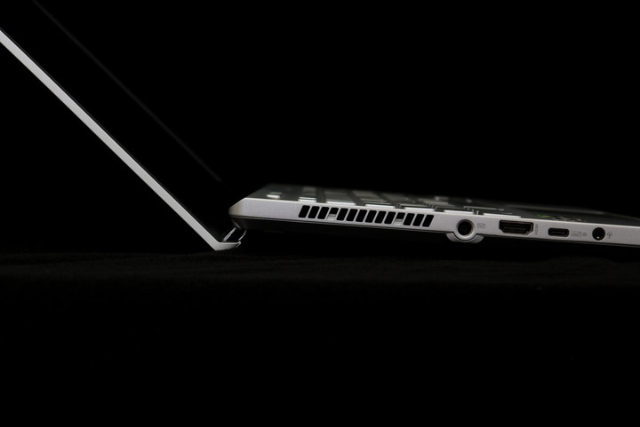 白嫩小鋼炮 ASUS ROG Zephyrus G14 電競筆電開箱