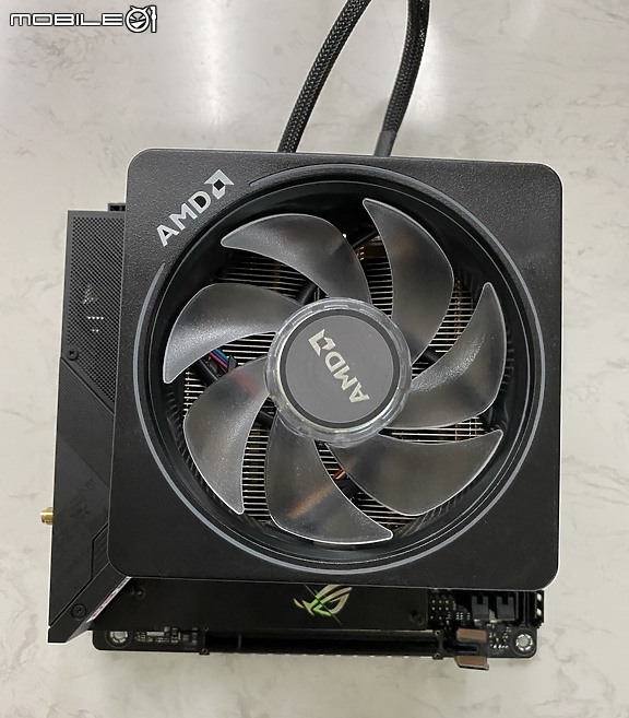 APU Ryzen 5 PRO 4650G  6C12T 來了 ! ROG STRIX B550-I 信仰開箱