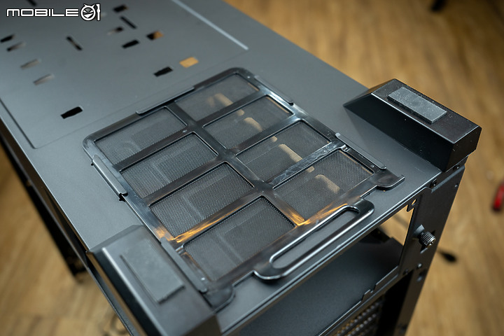 DRGB更吸睛、進氣大增量 Phanteks P500A DRGB