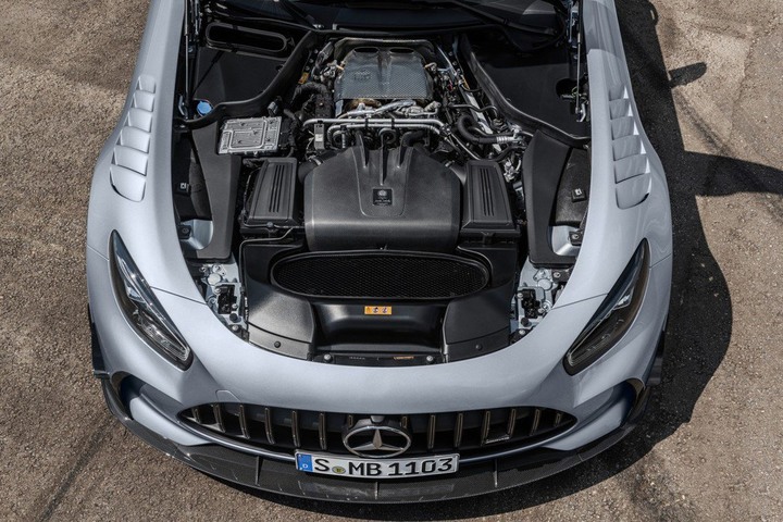 最強賓士誕生！Mercedes-AMG GT Black Series挾730匹馬力吞噬所有道路