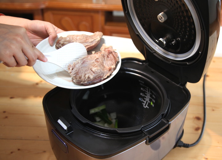 傳說中的廚具-Tefal 法國特福鮮呼吸智能萬用鍋 深度評測