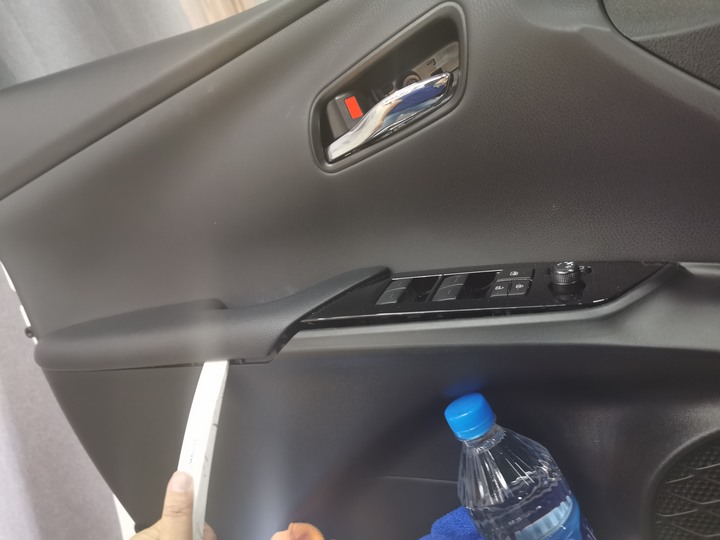 ［改裝文-Part2］Prius 4.5 升級Audison AP6.5 中低音喇叭+DIY拆門飾板圖解及(安卓改機)