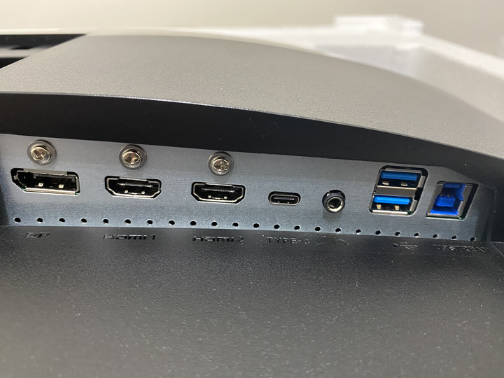 MSI MAG272CQR試用活動。