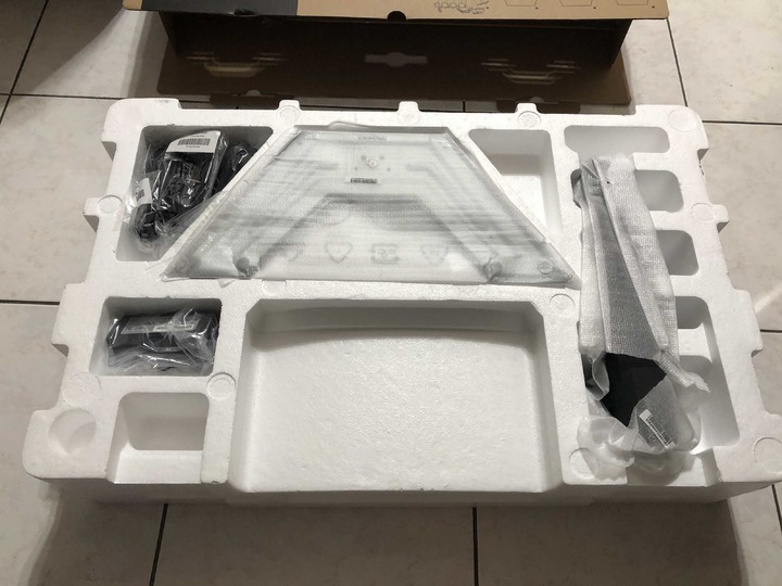GIGABYTE GAMING G32QC 適合多用途使用, 征戰娛樂、工作皆能稱心如意