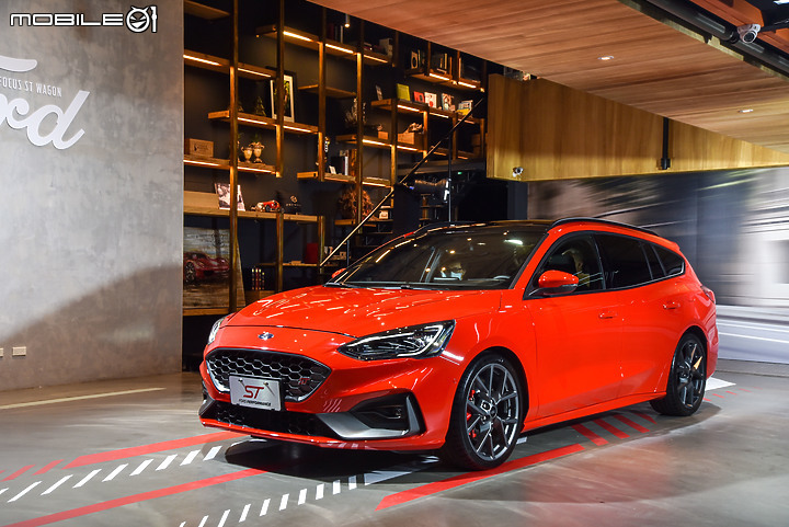 Ford 旅行師兄弟鬩牆,Mondeo Wagon、Focus ST Wagon 如何抉擇?