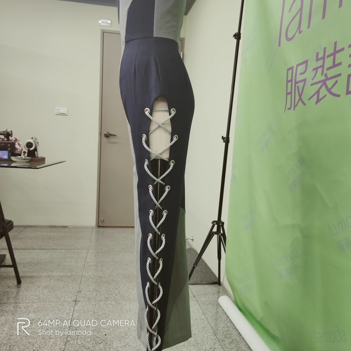 [服裝設計知識]-認識不對稱的服裝設計 穿出專屬的個性時尚