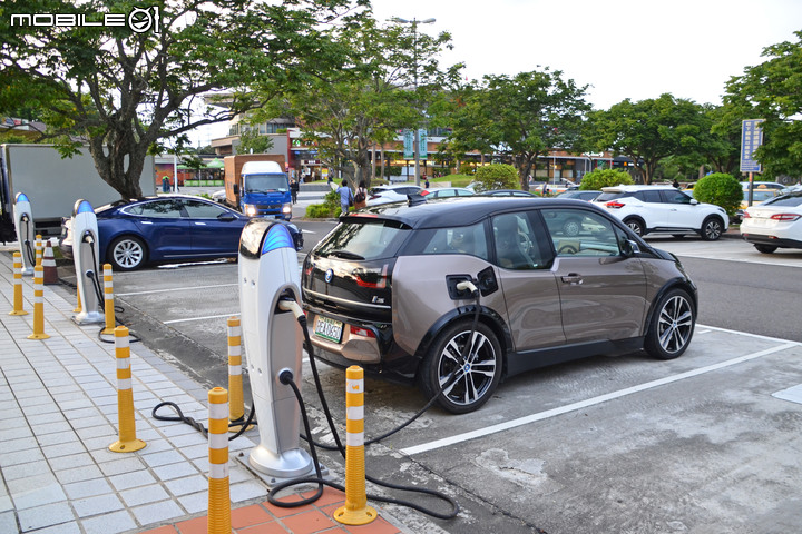 BMW i3s 純電版環島全記錄,都會電動車長途出遊毫無懸念!