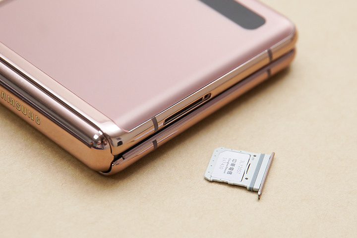 低調霧面裡有強大處理器的 5G Galaxy Z Flip 新色動眼看(新增台灣上市資訊)