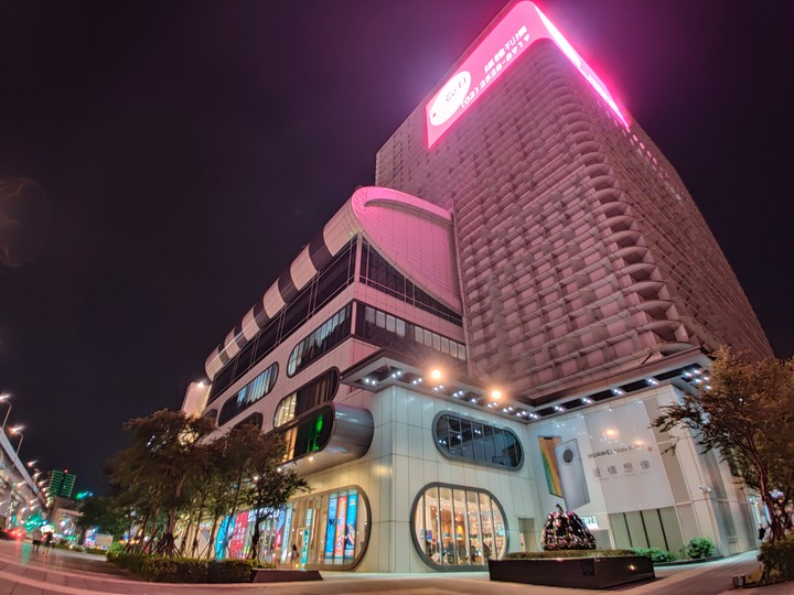 【小惡魔振興券】台北秋葉原(!?)適合全家大小的宅生活好去處__三創生活園區