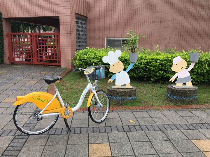 踩著YouBike2.0遊港仔墘(小港)